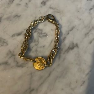 Gold Eagle Charm Clasp Bracelet
